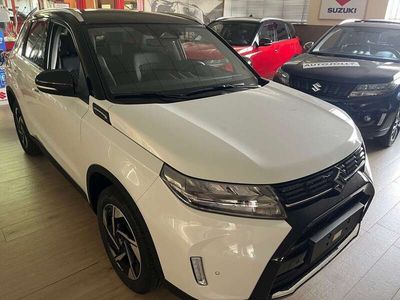 Usata Suzuki Vitara 129 CV (94 kW) 2024 Bianco artico tetto nero SUV