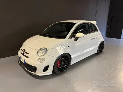 Usata Abarth 500 140 CV (102 kW) 2014 Grigio Berlina