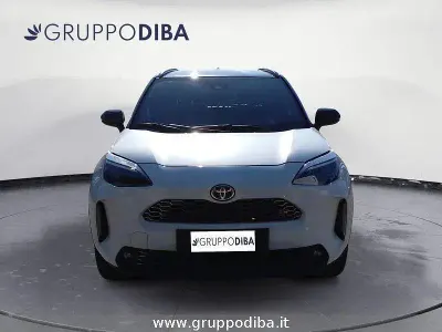 Begagnad Toyota Yaris Cross Sport 92 HK (67 kW) 2023 Vit SUV