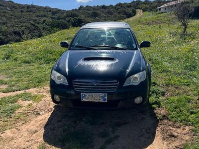 Nero Usata 2008 Subaru Outback SUV | 3950 €