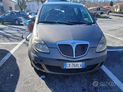 Usata Lancia Musa 90 CV (66 kW) 2006 Monovolume