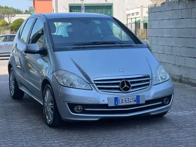 Usata Mercedes A180 109 CV (80 kW) 2010 Other Monovolume