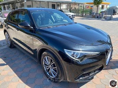 Usata Alfa Romeo Stelvio 181 CV (133 kW) 2018 Nero SUV