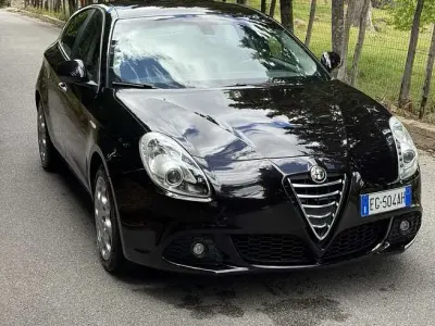 Second-hand Alfa Romeo Giulietta 105 CP (77 kW) 2011 Hatchback