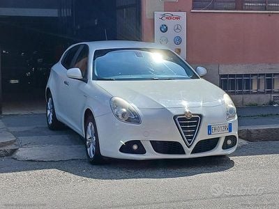Usata Alfa Romeo Giulietta 120 CV (88 kW) 2011 Bianco Utilitaria