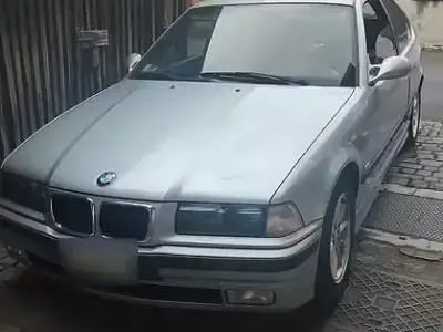 Usata BMW 323 Sport Line 170 CV (125 kW) 1997 Grigio Berlina