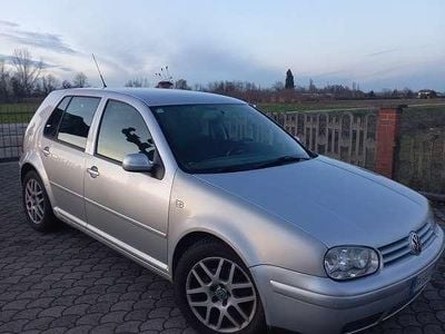 Usata VW Golf IV Highline 116 CV (85 kW) 2001 Berlina