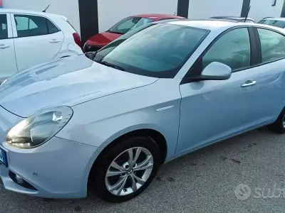 Usata Alfa Romeo Giulietta 105 CV (77 kW) 2015 Grigio Utilitaria