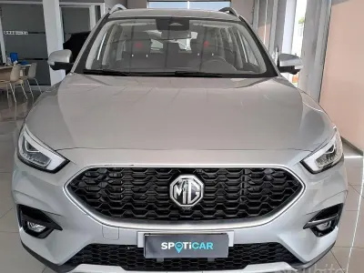 Usata MG ZS Luxury 106 CV (77 kW) 2025 Grigio SUV