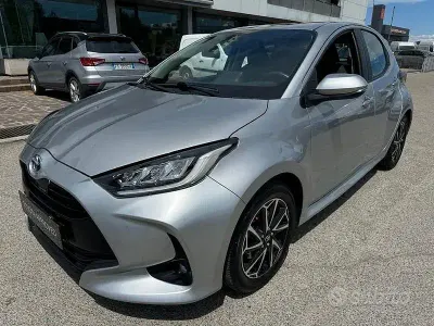 Usata Toyota Yaris Hybrid Trend 116 CV (85 kW) 2022 Other Berlina