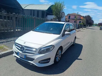 Käytetty Mercedes B160