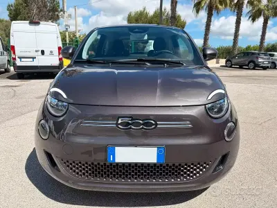 Usata Fiat 500e Action 42 kW (58 CV) 2021 Grigio Berlina
