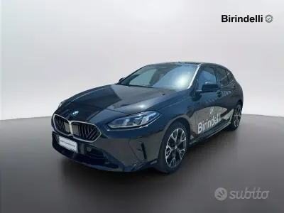 Usata BMW 118 M Sport 150 CV (110 kW) 2026 Black sapphire metallizzato Utilitaria