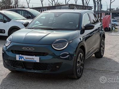Usata Fiat 600 La Prima 110 CV (80 kW) 2025 Verde SUV
