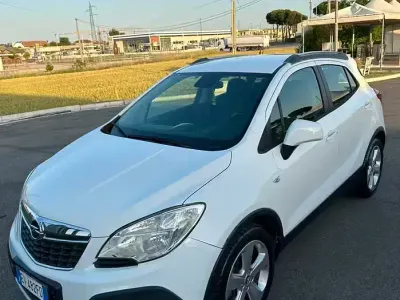 Usata Opel Mokka 140 CV (102 kW) 2014 Bianco SUV