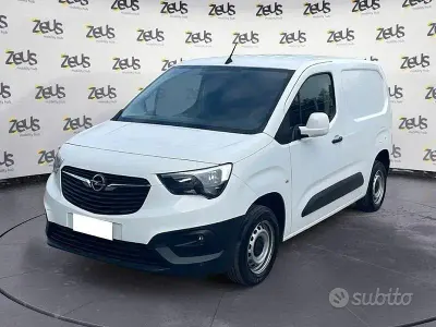 Gebraucht Opel Combo Edition+ 100 PS (73 kW) 2021 Weiß Van / Kleinbus