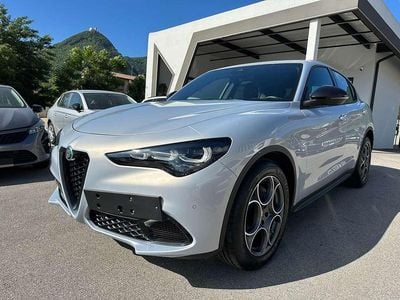 Usata Alfa Romeo Stelvio Sprint 160 CV (117 kW) 2024 Grigio moonlight SUV