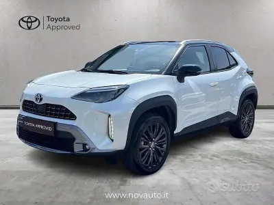 Usata Toyota Yaris Cross 116 CV (85 kW) 2022 Bianco SUV