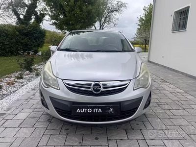 Usata Opel Corsa 85 CV (62 kW) 2011 Grigio Utilitaria