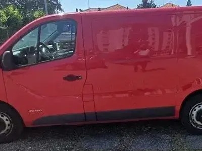 Usata Renault Trafic 119 CV (87 kW) 2016 Rosso Monovolume