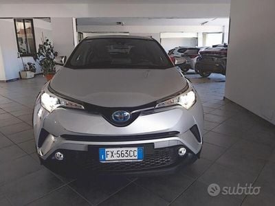 Usata Toyota C-HR Trend 98 CV (72 kW) 2019 Argento SUV