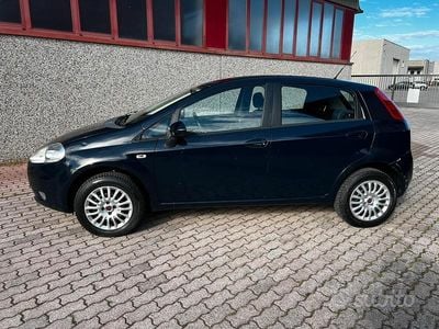 Usata Fiat Grande Punto 78 CV (57 kW) 2009 Blu Utilitaria