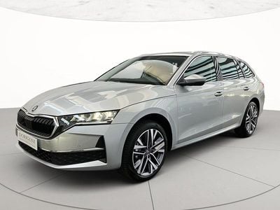 Usata Skoda Octavia Style 150 CV (110 kW) 2025 Argento brillante metallizzato Station wagon