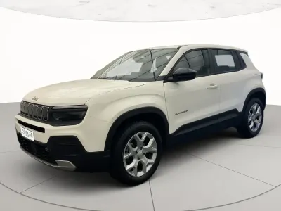 Begagnad Jeep Avenger Altitude 101 HK (74 kW) 2024 Vit SUV