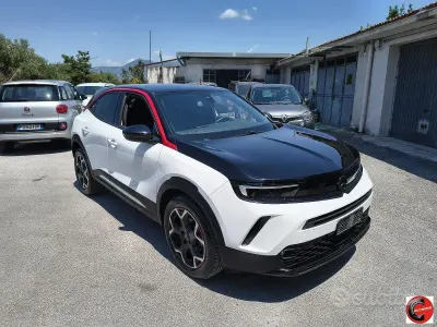 Usata Opel Mokka GS Line 109 CV (80 kW) 2021 Bianco SUV
