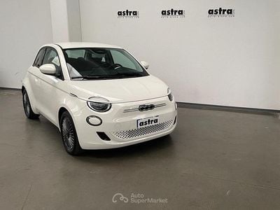 Usata Fiat 500e Icon 42 kW (58 CV) 2021 Beige Berlina