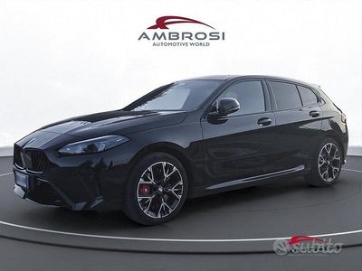 Usata BMW 116 M Sport 122 CV (89 kW) 2025 Black sapphire metallizzato Utilitaria