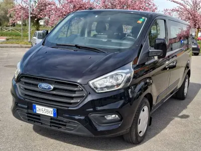 Usata Ford Transit Custom 129 CV (94 kW) 2021 Nero Monovolume
