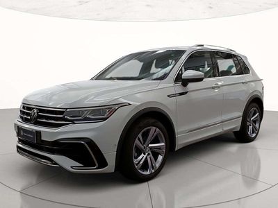 Usata VW Tiguan R-line 150 CV (110 kW) 2023 Pure white SUV