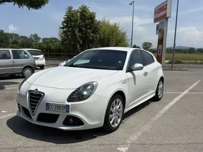 Usata Alfa Romeo Giulietta Progression 170 CV (125 kW) 2010 Utilitaria