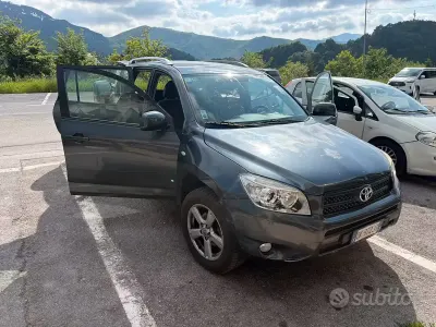 Usata Toyota RAV4 2007 SUV