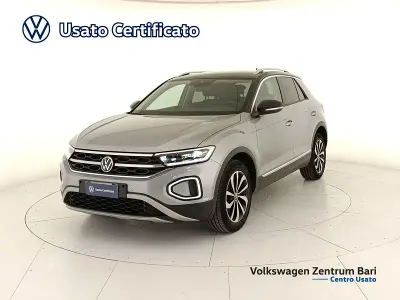 Usata VW T-Roc Style 150 CV (110 kW) 2022 Argento SUV