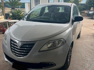 Usata Lancia Ypsilon 2012 Grigio Utilitaria