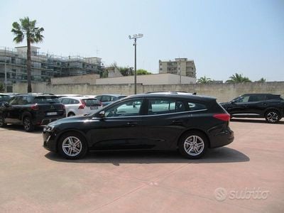 Usata Ford Focus ST-Line 120 CV (88 kW) 2020 Nero Station wagon