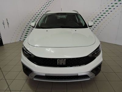 usata Fiat Tipo 5 porte Cross II 2021 5p 1.5 hybrid Cross 130cv dct km 0 a Alba