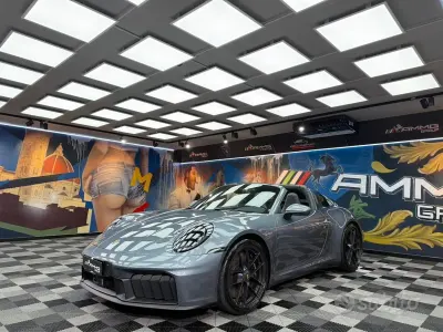 Usata Porsche 911 Targa 4 541 CV (397 kW) 2025 Grigio Cabrio