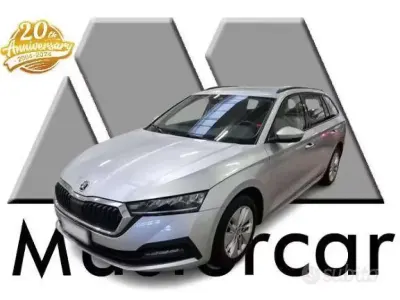 Käytetty Skoda Octavia Executive 150 HP (110 kW) 2021 Harmaa Farmari