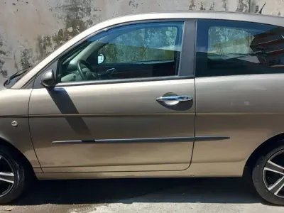 Usata Lancia Ypsilon 69 CV (50 kW) 2005 Bronzo Utilitaria