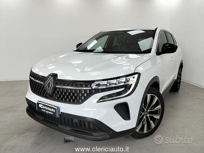 Usata Renault Austral Techno 200 CV (147 kW) 2023 Bianco SUV