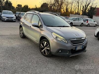 Usata Peugeot 2008 Allure 119 CV (87 kW) 2016 Grigio SUV