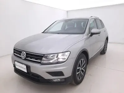 Usata VW Tiguan Business 150 CV (110 kW) 2020 Argento SUV