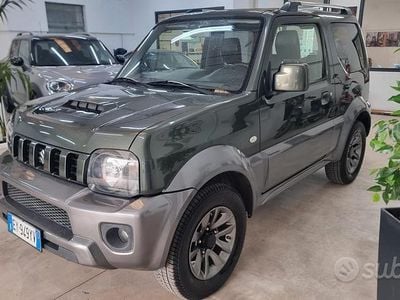 Usata Suzuki Jimny 84 CV (61 kW) 2015 Verde SUV