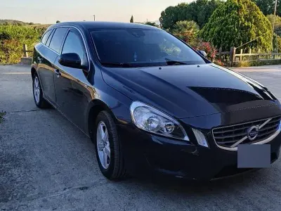 Usata Volvo V60 163 CV (119 kW) 2011 Station wagon