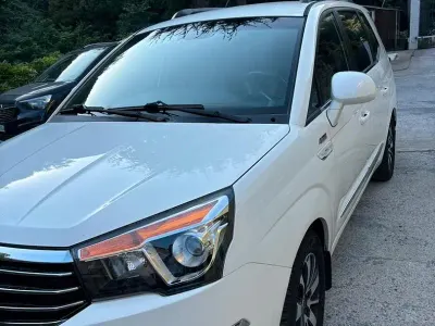 Occasion SsangYong Rodius 178 ch (130 kW) 2016 Blanc Monospace