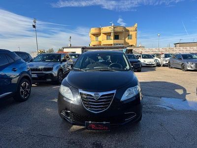 Usata Lancia Ypsilon Gold 69 CV (50 kW) 2013 Nero Utilitaria