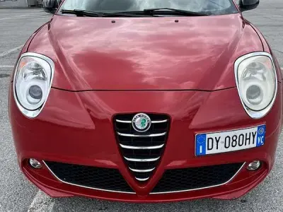 Usata Alfa Romeo MiTo Progression 105 CV (77 kW) 2010 Rosso Utilitaria